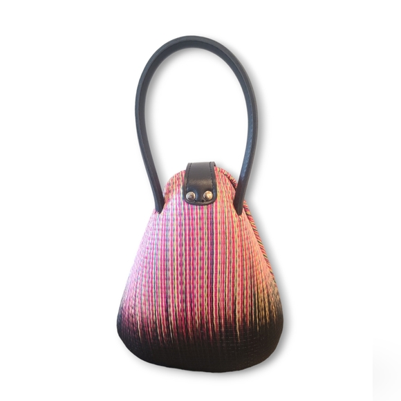 Like New Woven Straw Hand Bag Hard Shell - Picture 2 of 11